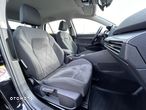 Volkswagen Golf VIII 1.5 eTSI EVO Style DSG - 16