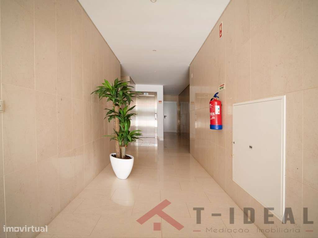 Apartamento T3 em condomínio de prestígio a 5 Minutos da Praia de P...-27