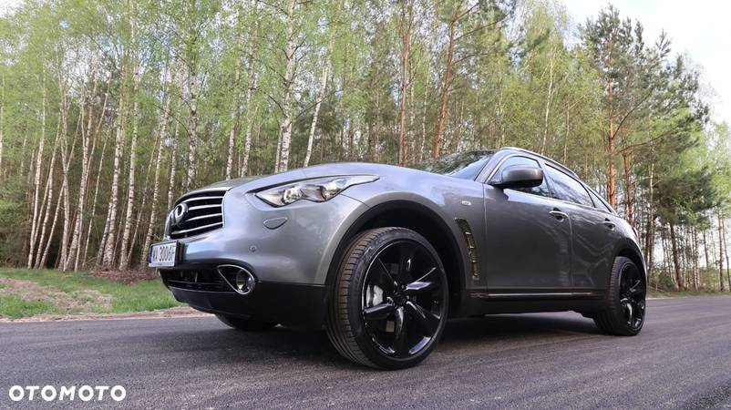 Infiniti FX FX30d S - 6