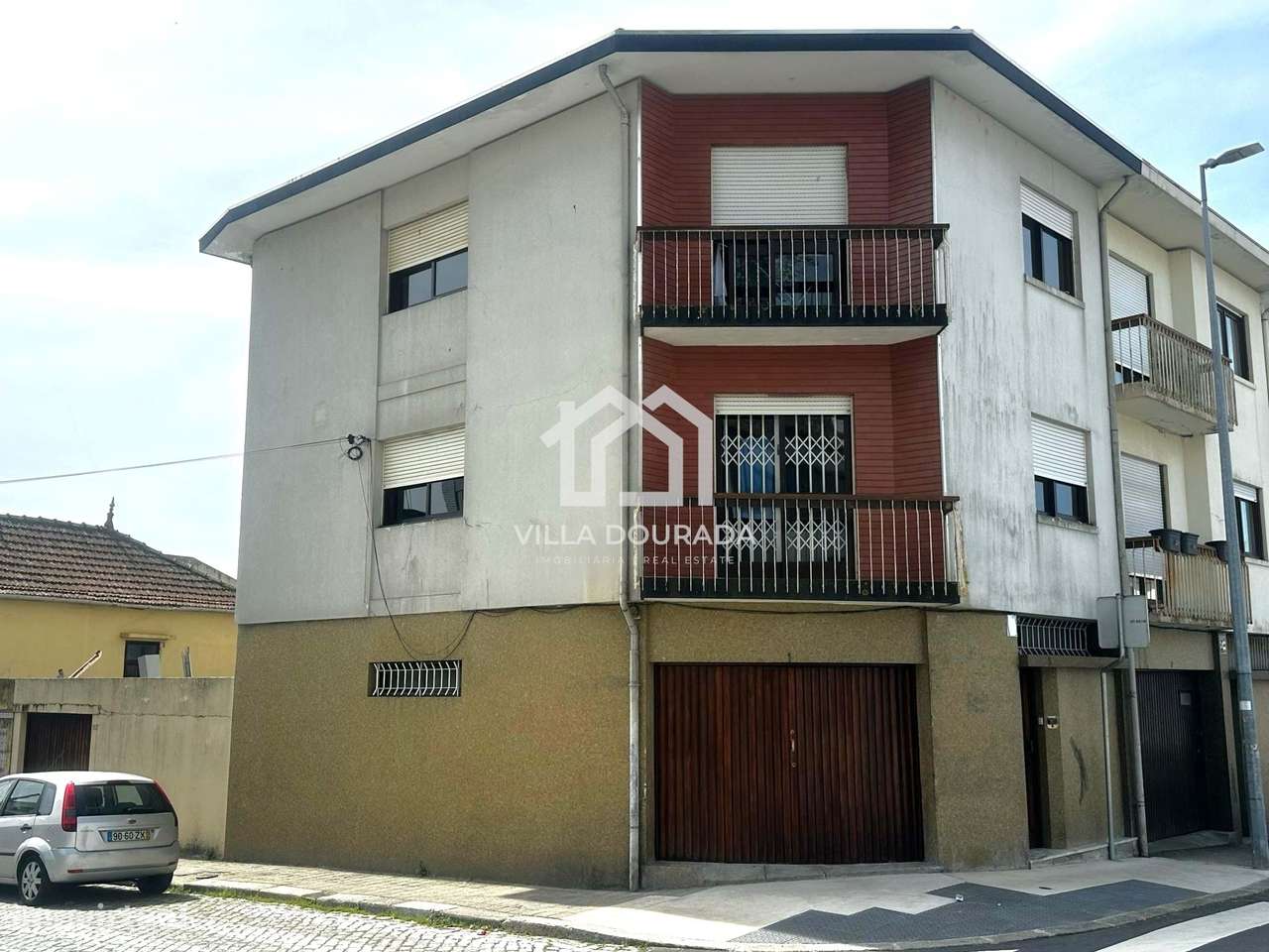 Moradia de 3 pisos em Campanhã, Porto: Espaço, conforto e localização-26