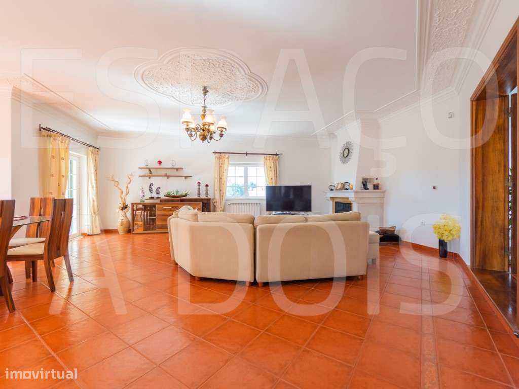 DESLUMBRANTE! INDEPENDENTE (isolada). Excelente qualidade de constr...-14