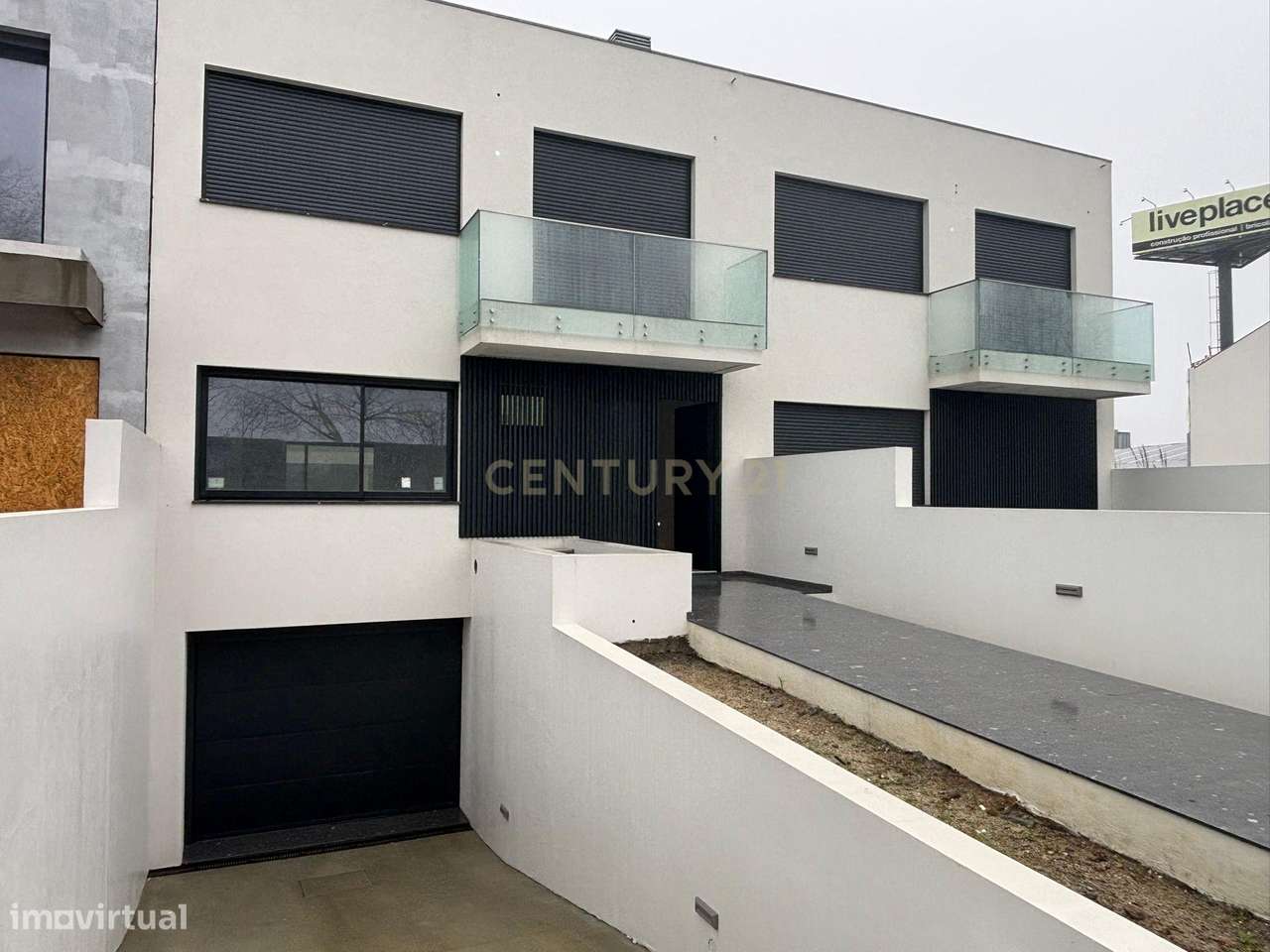 Lote 9 junto à Rua Oriental e A28, para construção de moradia - Grande imagem: 3/18