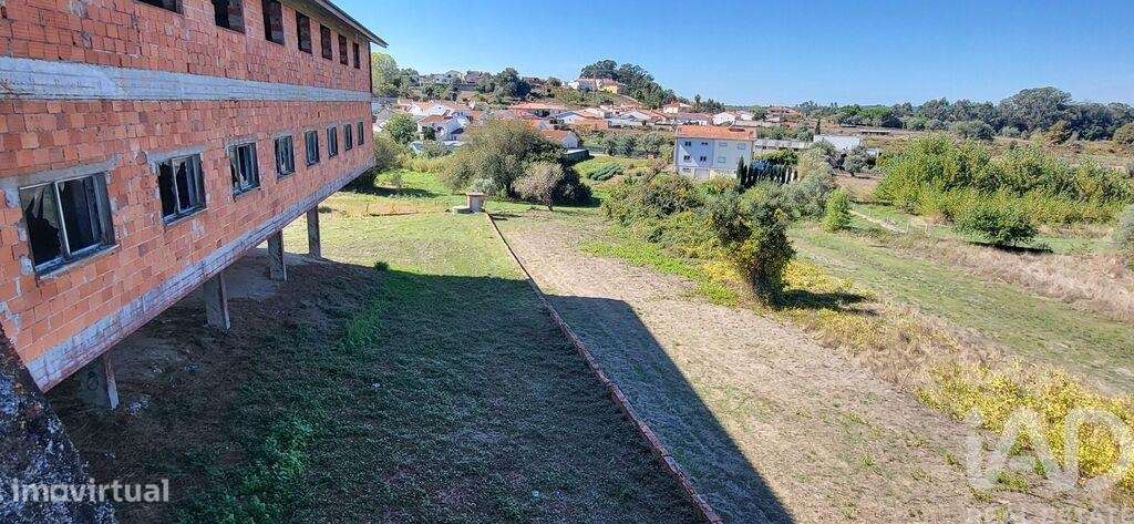 Prédio em Fermentelos de 2821,00 m2 - Grande imagem: 4/26