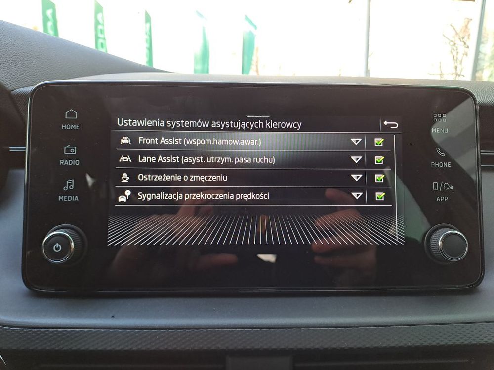 SKODA KAMIQ 1.0 TSI 95KM ESSENCE, produkcja 2026, dostępny od ręki