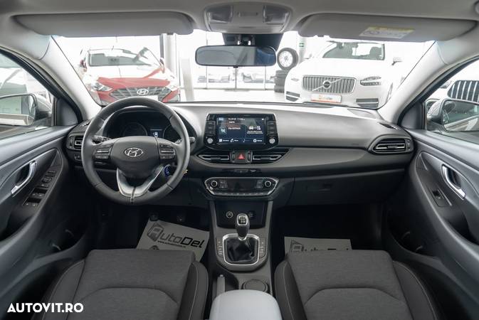 Hyundai I30 Fastback 1.5 T-GDI M-Hybrid 160CP Highway - 11