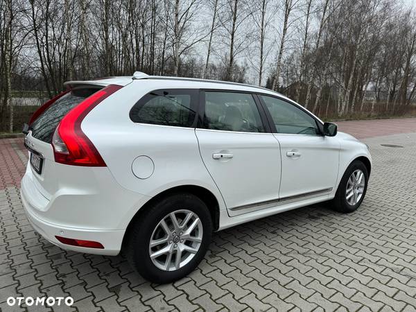 Volvo XC 60 D5 AWD Summum - 7