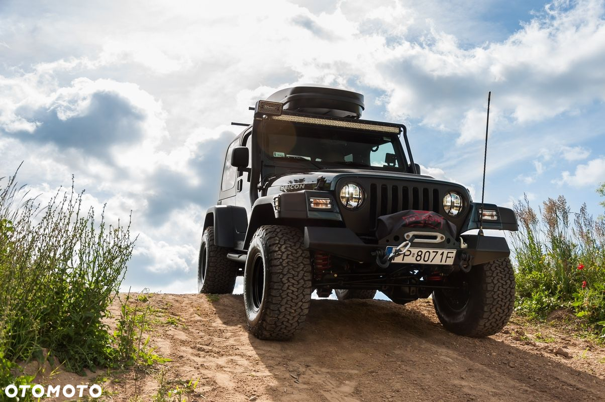 Jeep Wrangler - 7