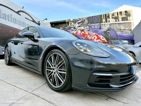 Porsche Panamera 4 E-Hybrid - 42