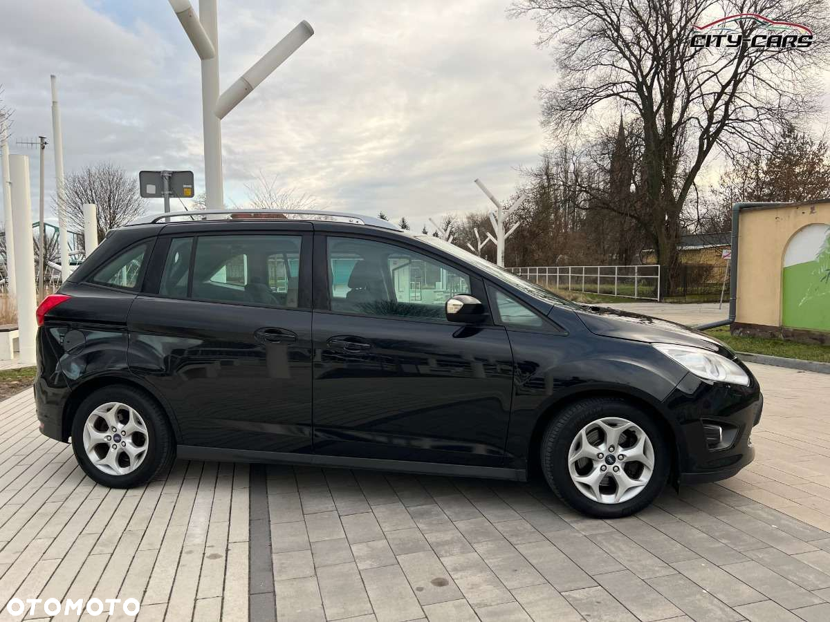 Ford Grand C-MAX - 14