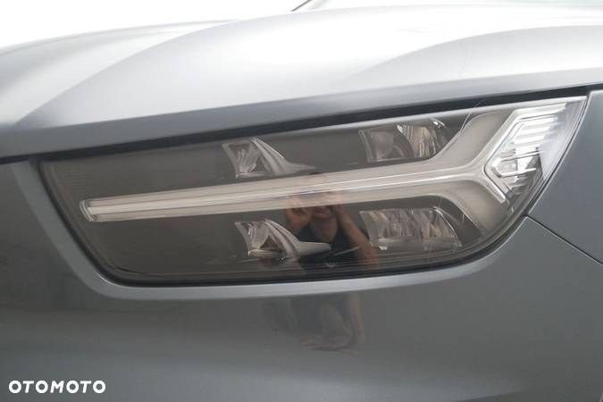 Volvo XC 40 - 13