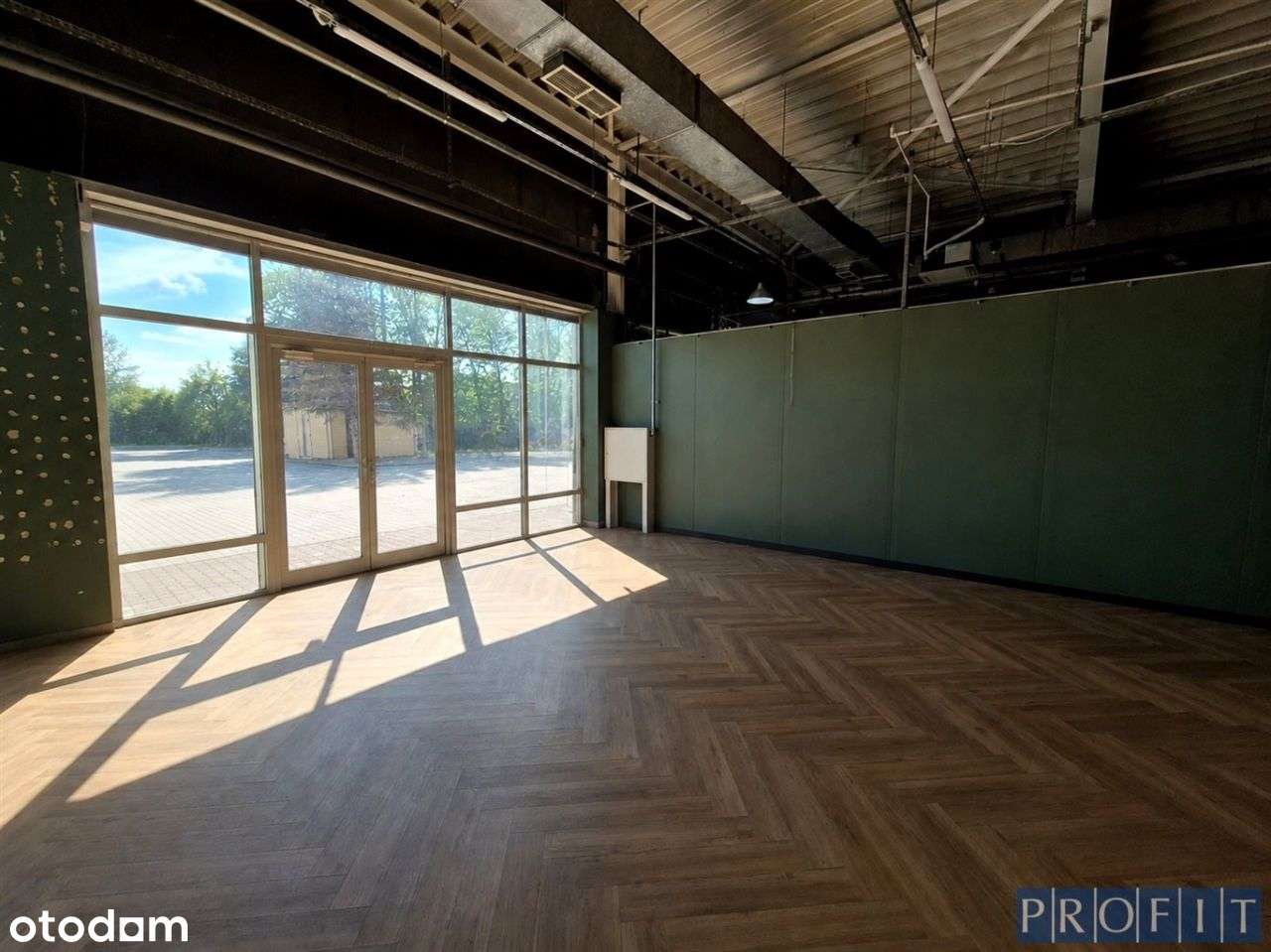 Lokal handlowo-usługowy 89m², Sosnowiec