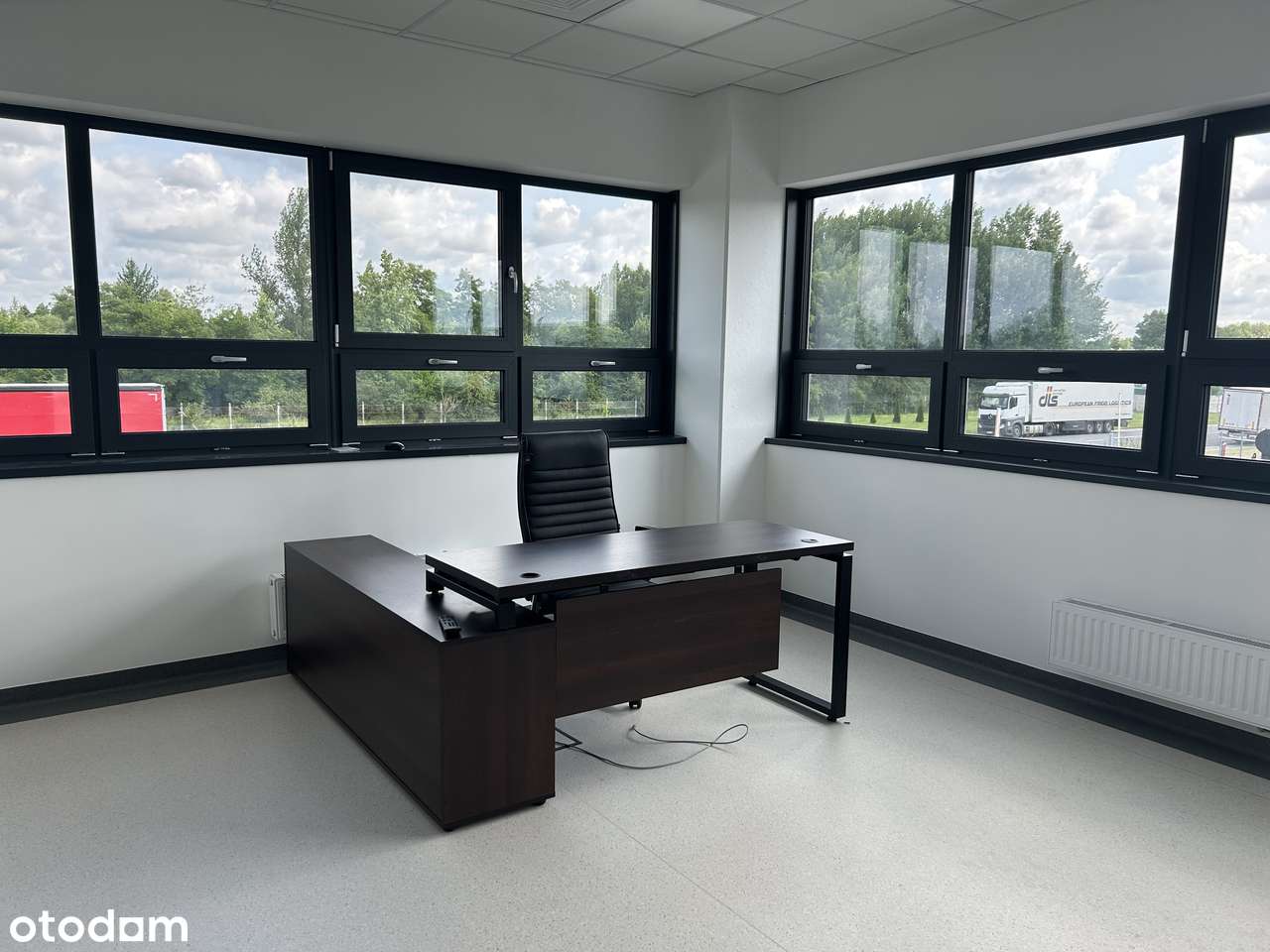 Nowoczesny obiekt produkcyjno- magazynowy na sprzedaż-5