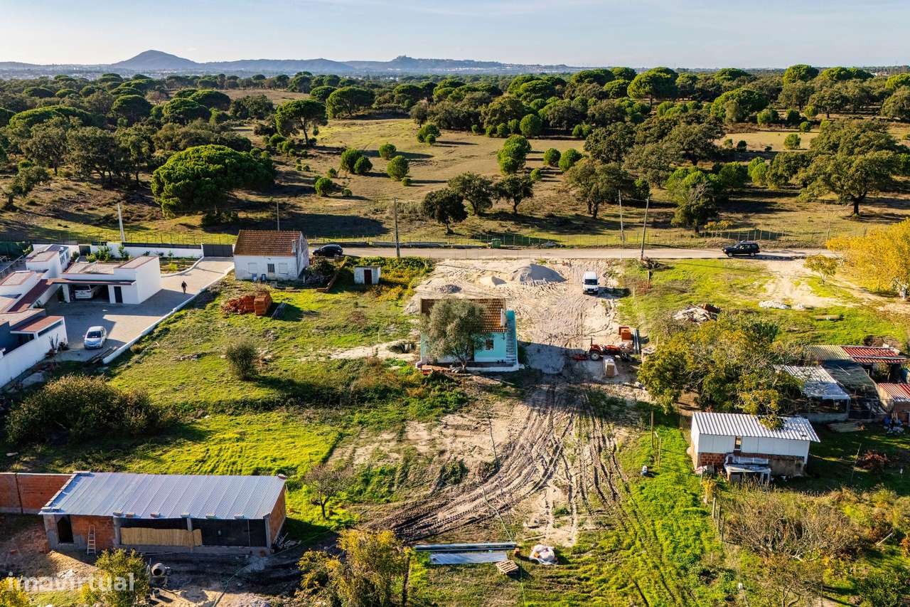 Oportunidade Rara em Setúbal. Moradia isolada com quase 7.000m2 e Proj-5