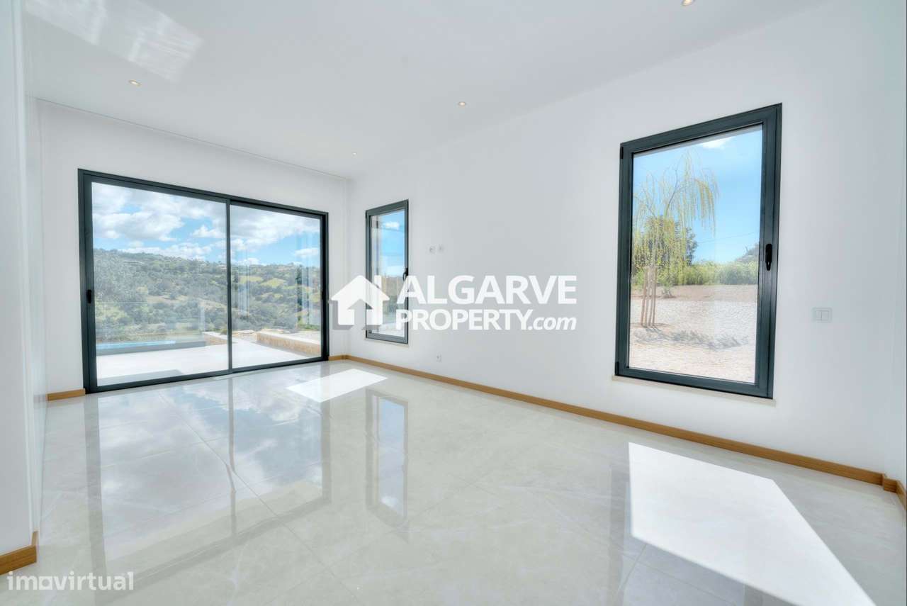 Moradia Contemporânea T4 com Vistas Incríveis à Venda no Algarve – Per - Grande imagem: 5/50
