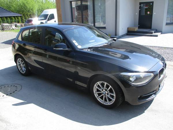 BMW Seria 1 116d EfficientDynamics Sport Line - 4