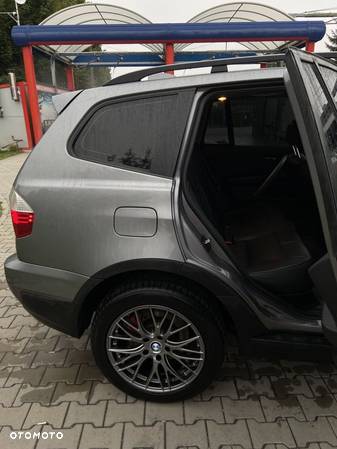 BMW X3 xDrive18d - 13