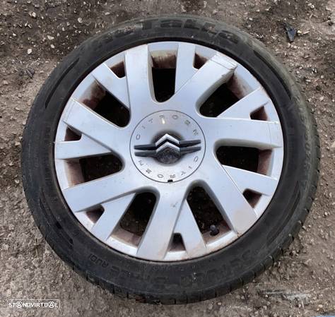 Jantes Citroen R17 com pneus 205/50 furação 4x108 - 4