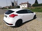 Ford Focus 2.0 EcoBoost ST c/ Pack Pele Desportiva - 13