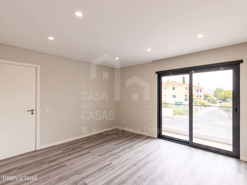 Vende Moradia T5 - Malveira 9km, A Casa das Casas-10