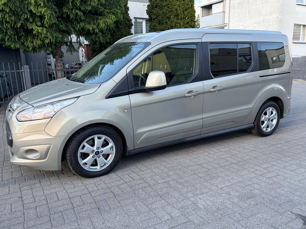 Ford Tourneo Connect Grand 2015