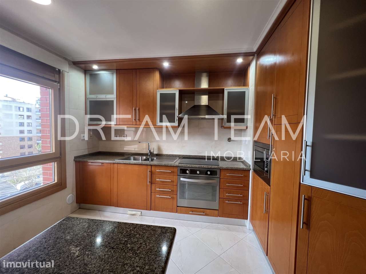 Apartamento T3 Venda em Odivelas,Odivelas-12