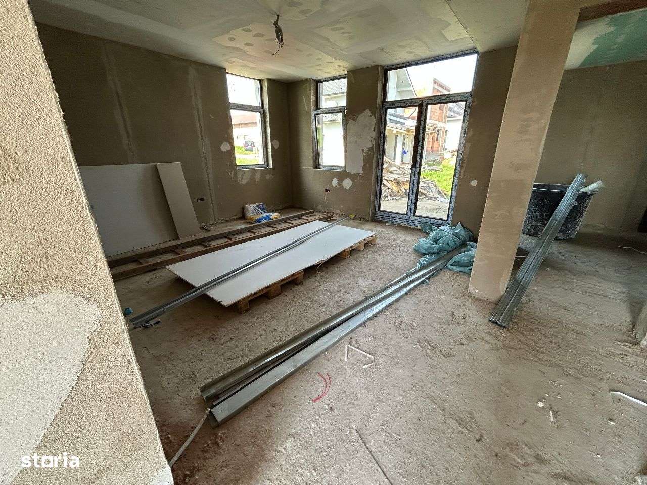 Vand vila Fantanele,jud.Arad,cartier nou,P+1, st.310 mp.la gri - Imagine principală: 5/18