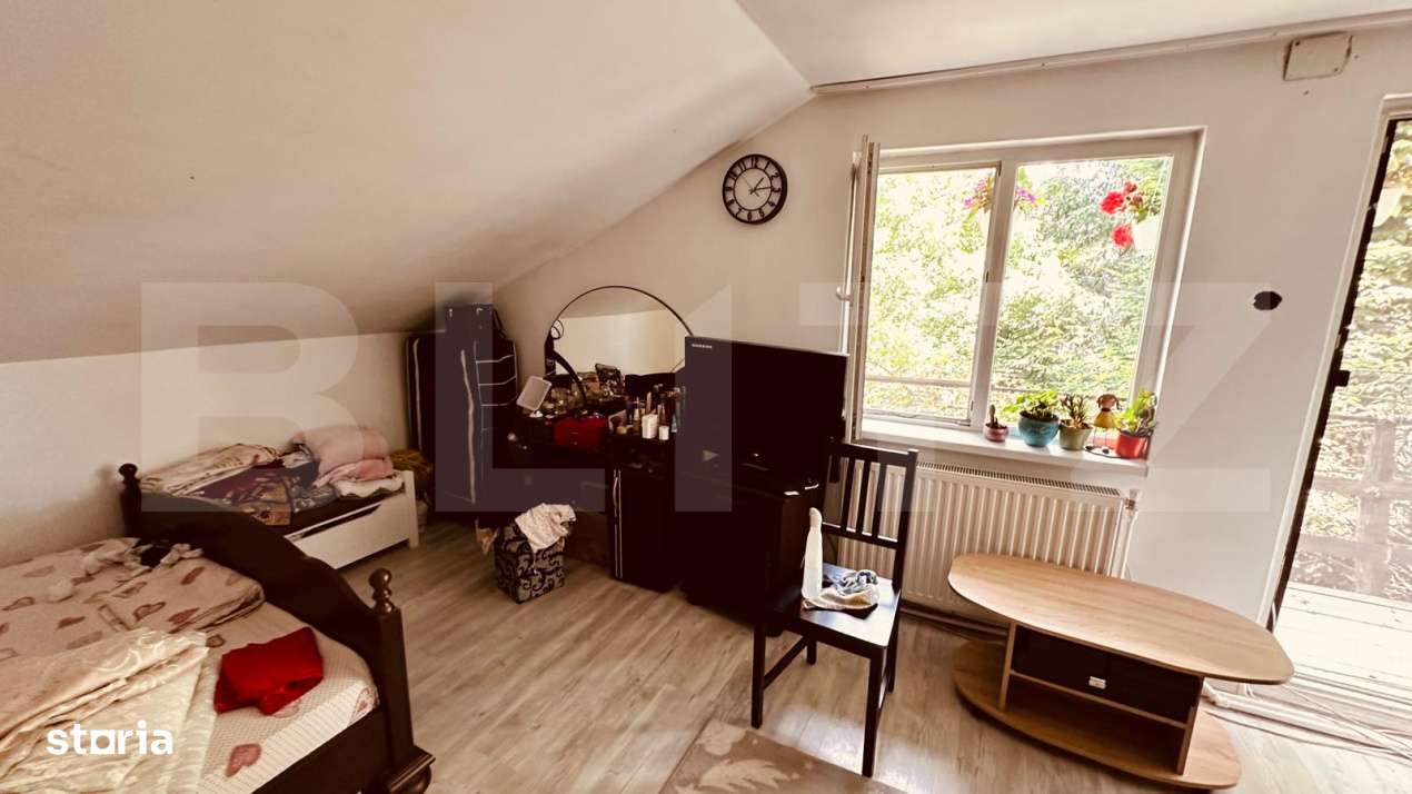 Casa mare 8 camere si 700 mp teren in Miroslava langa Family Market - Imagine principală: 4/10