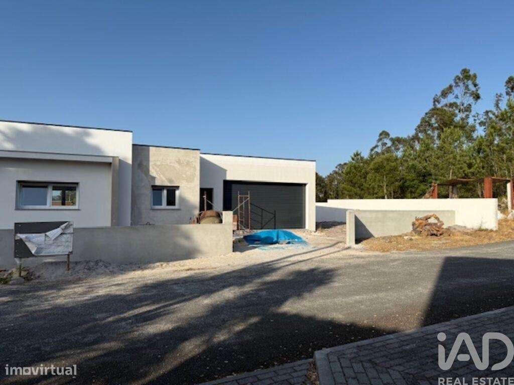 Casa / Villa T4 em Amor de 281,00 m2 - Grande imagem: 2/27