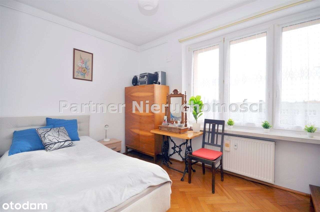 Przestronne mieszkanie blisko starówki, blok cegła - Pełny obrazek: 4/8