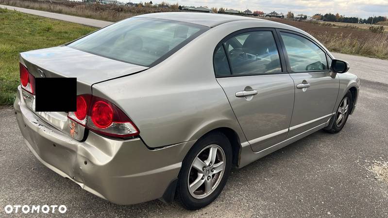 Honda Civic 1.8 Comfort - 1