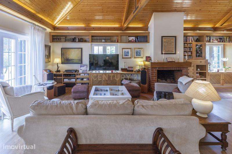 Moradia isolada T4 com piscina na Herdade da Aroeira - Grande imagem: 2/60