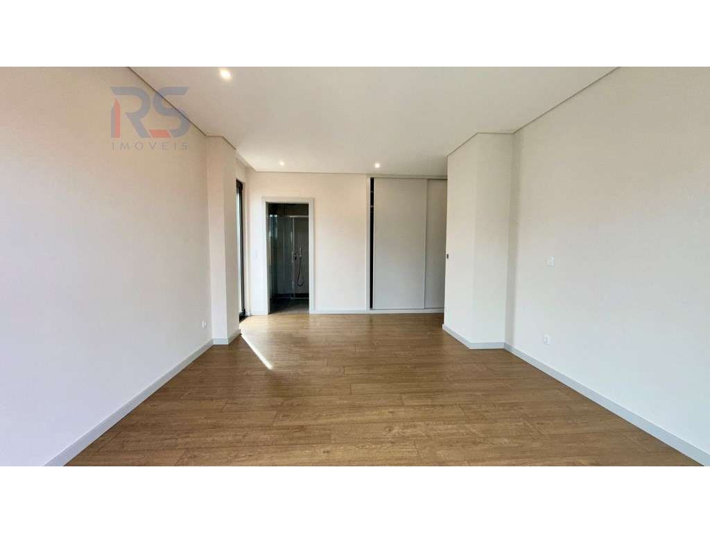 T4 último piso Boavista Porto-14