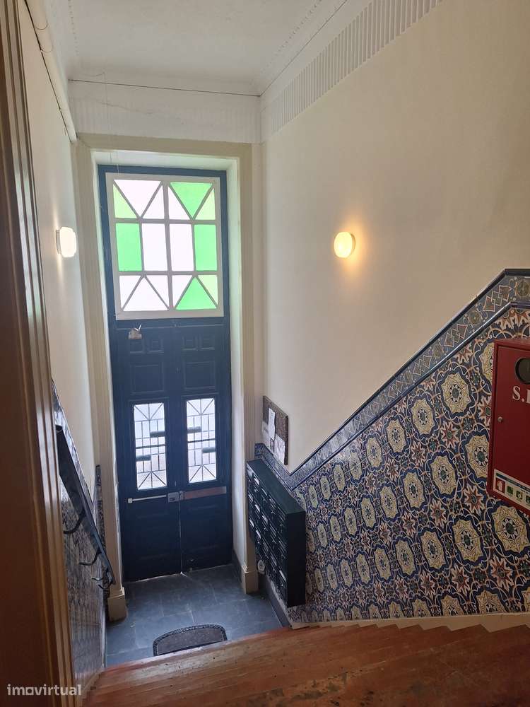 Oportunidade-  T5 remodelado á Alameda-22