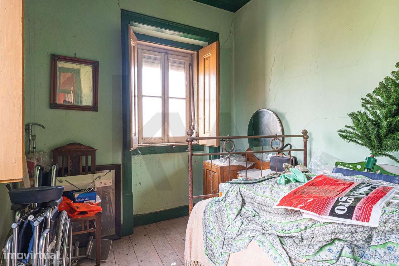 Moradia T10 com Terreno (ÁREA TOTAL 1143m2)  – Arneiro das Milhariças-24