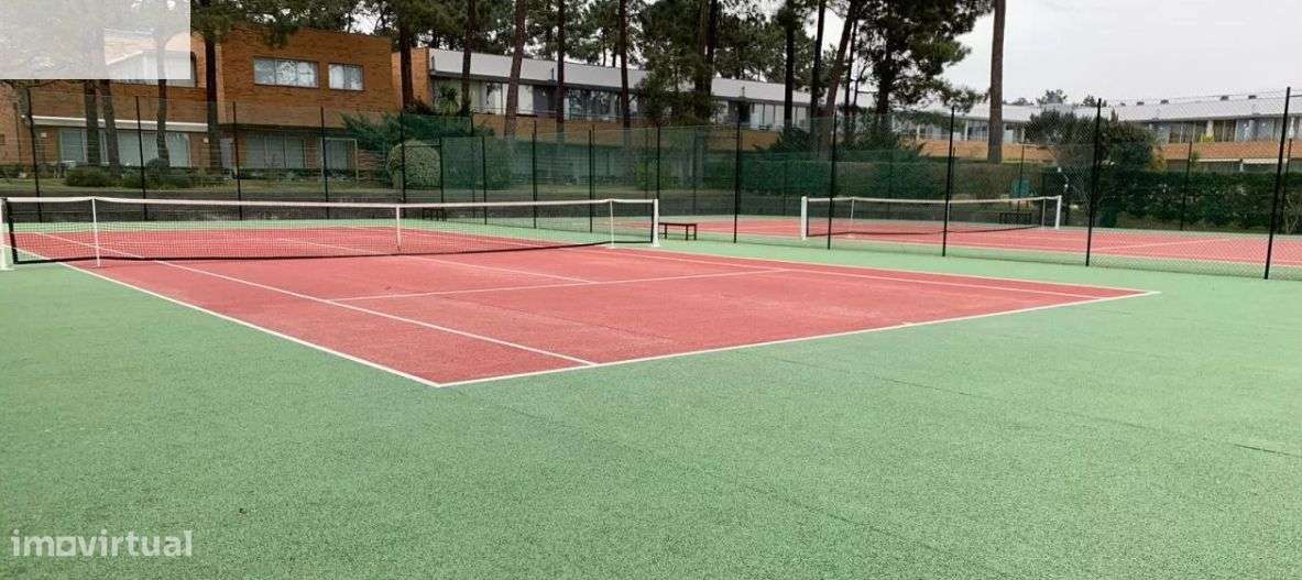 Moradia Quinta Barca inserida excelente cond. privado-4