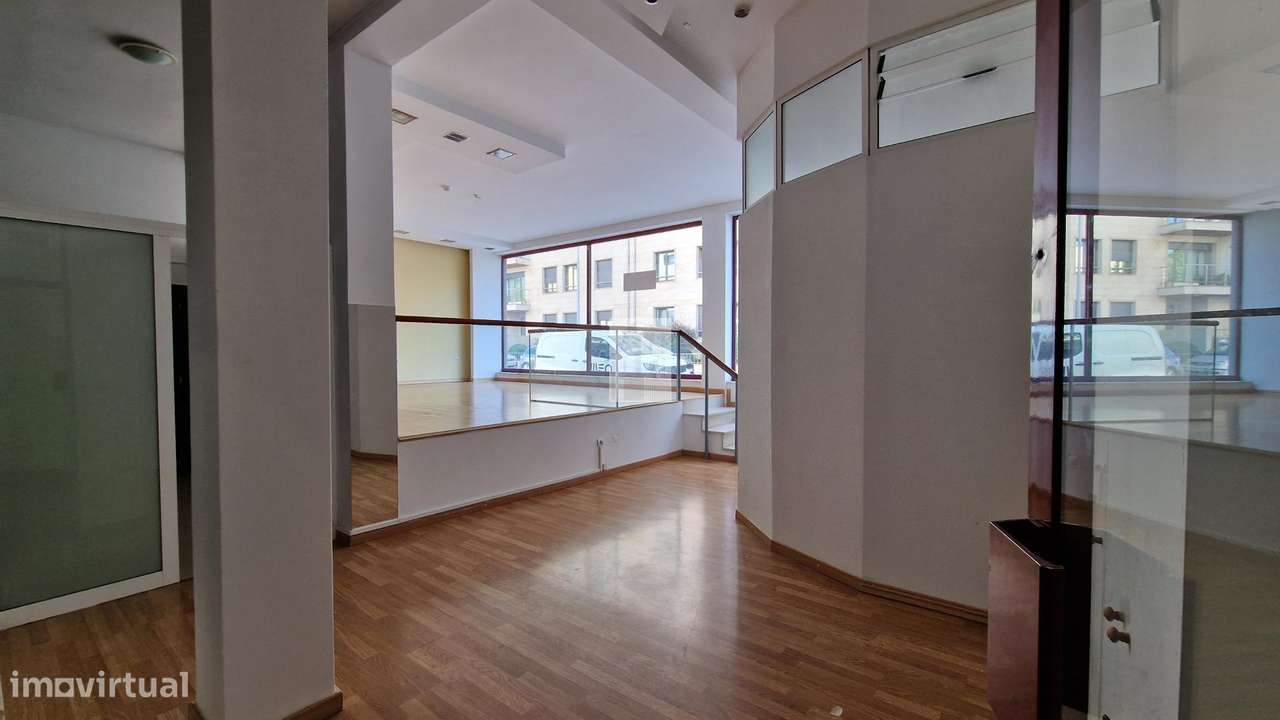 Loja – Boa Luminosidade - Grande imagem: 2/23