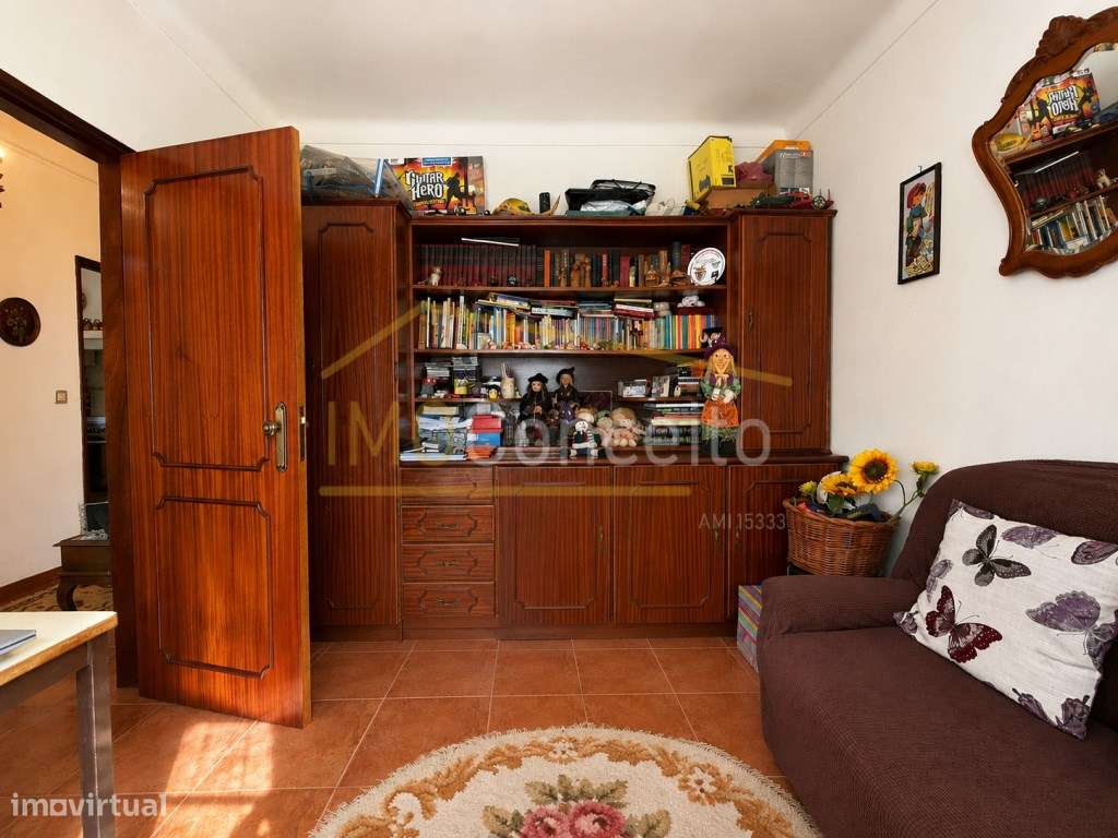 Moradia T3 em Porto Mendo - Tomar-21