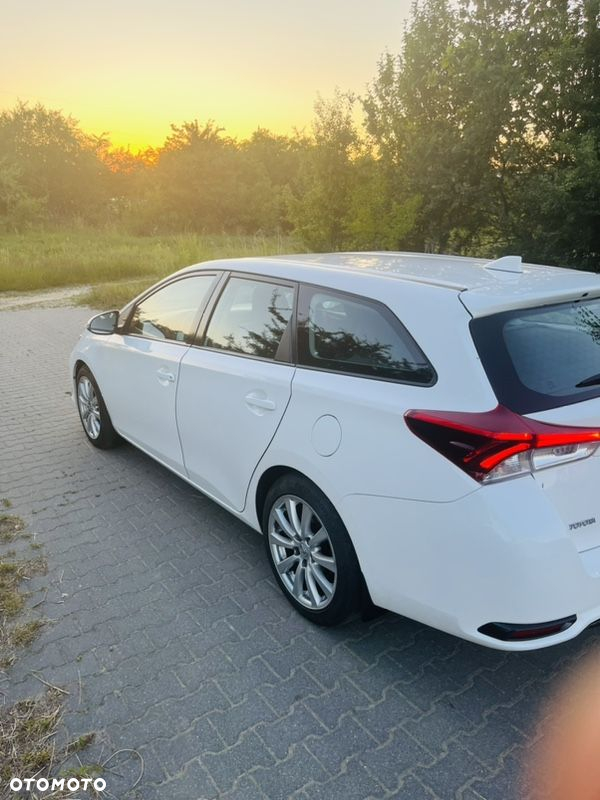 Toyota Auris 1.4 D-4D Active - 4