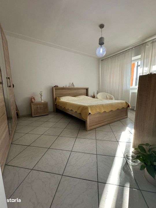 - Apartament 2 camere decomandat, zona Vidin, etaj 2. - Imagine principală: 2/8