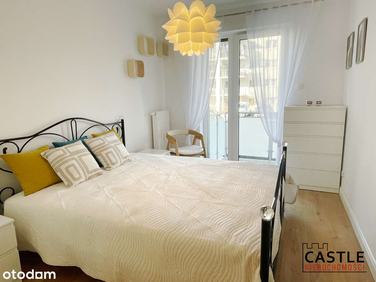 2 pokoje, Jasielska, duży balkon, komórka lokatorska.-3