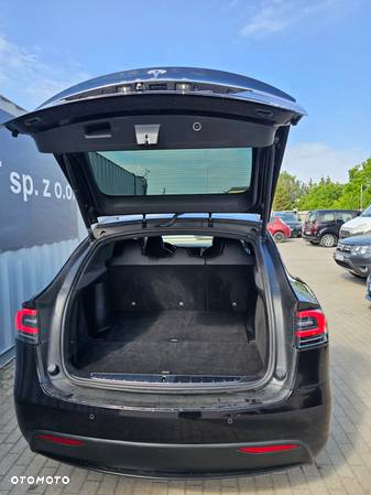 Tesla Model X Long Range Plus - 13