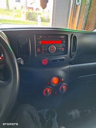 Nissan Cube - 12