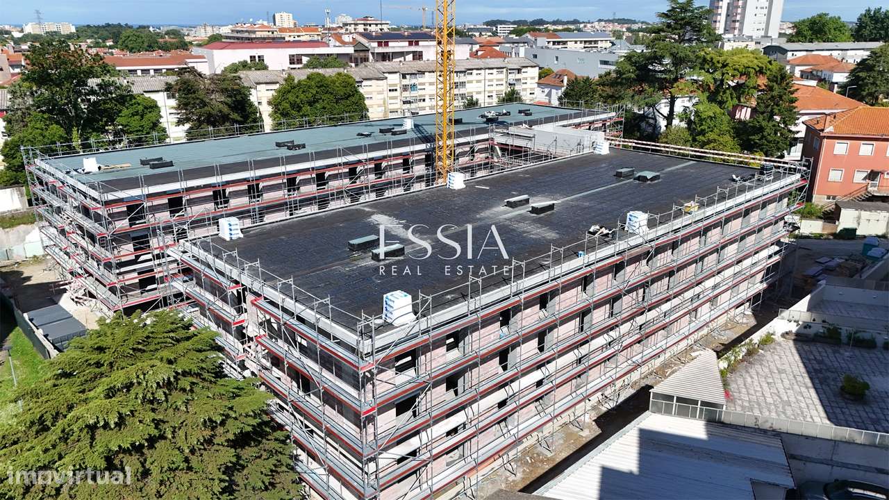 T2 Varanda e Garagem Próximo Amial | T2 Paranhos Condominio Fechado-12