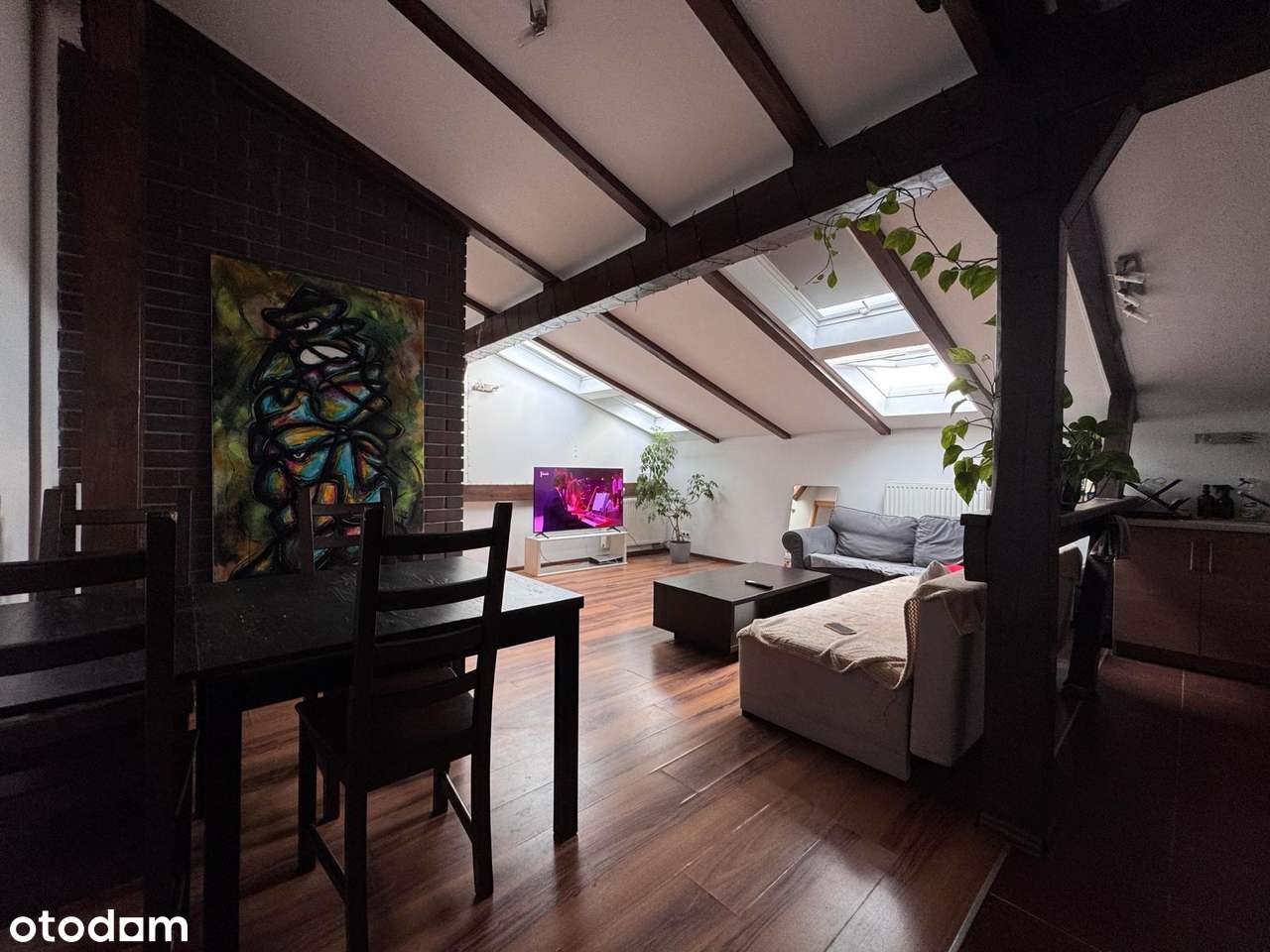 OKAZJA! 2 pokoje w centrum–świetna lokalizacja, gotowe do wprowadzenia - Pełny obrazek: 2/14