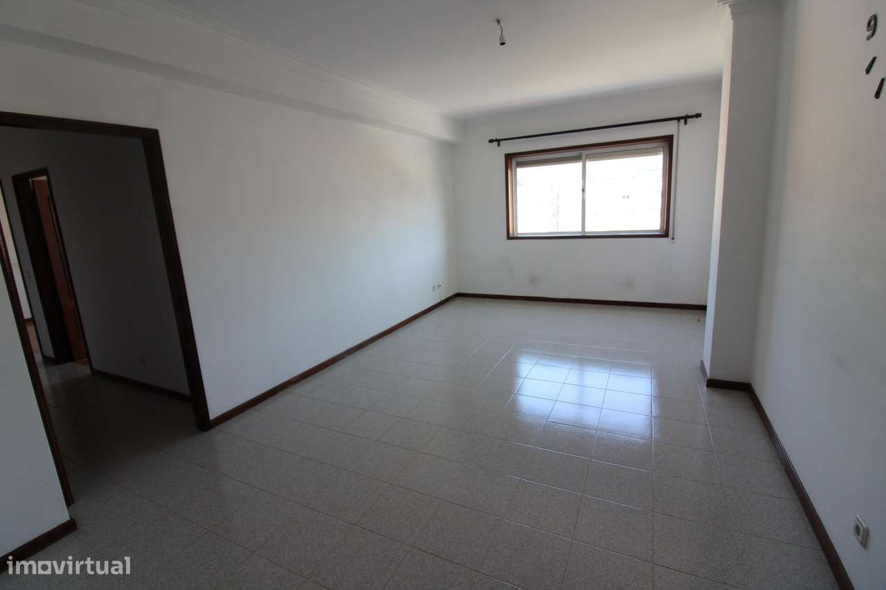 Apartamento T2 no centro de Braga - Grande imagem: 3/16