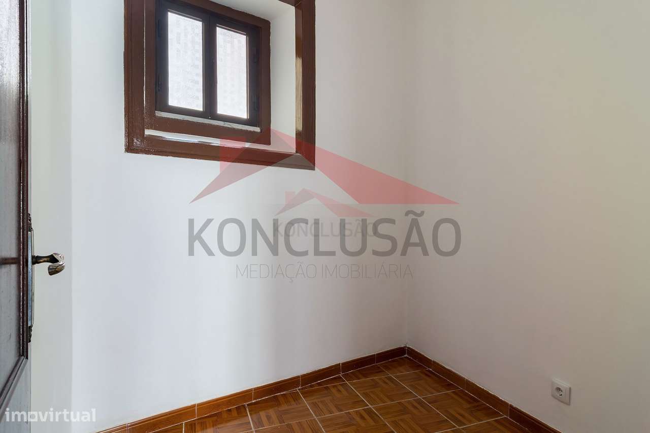 Apartamento em zona histórica de Lisboa-28