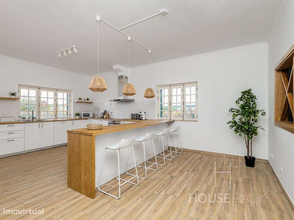 Moradia com piscina junto à Barragem de Castelo de Bode-14