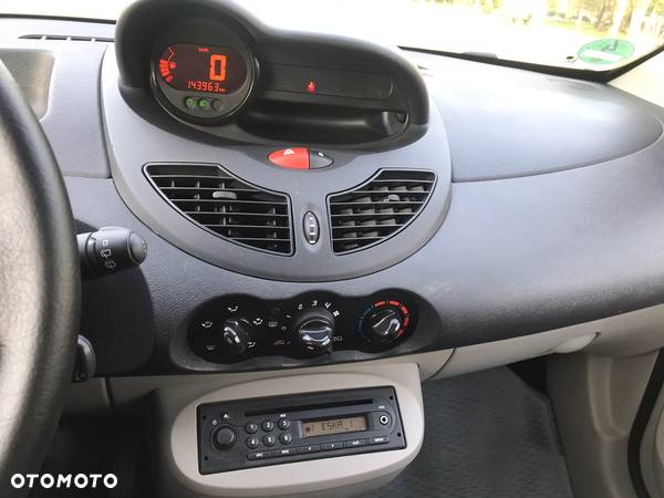 Renault Twingo 1.2 16V Dynamique - 11