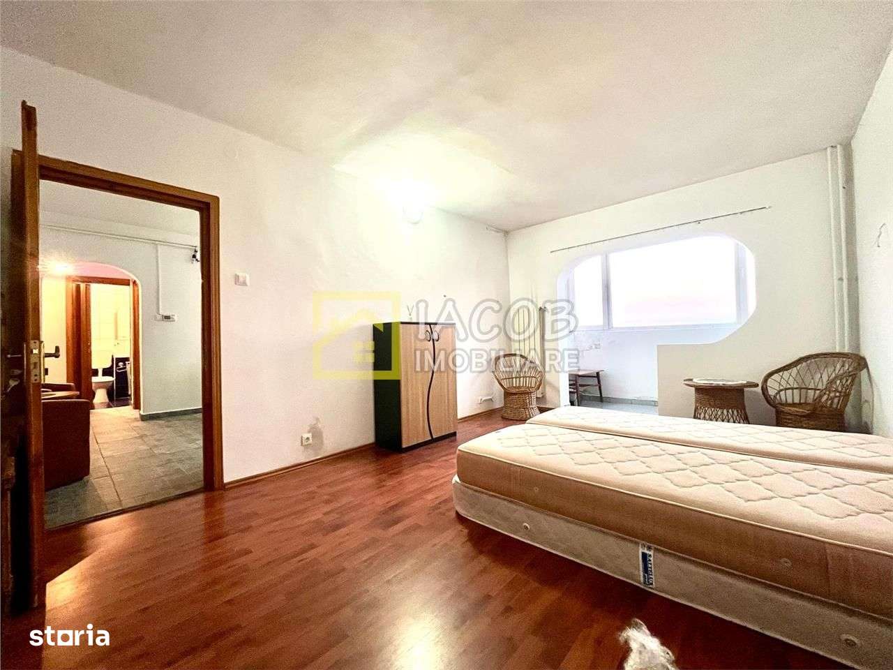 Apartament decomandat, 2 camere, etaj 3, str. Milcov , Bacau-5