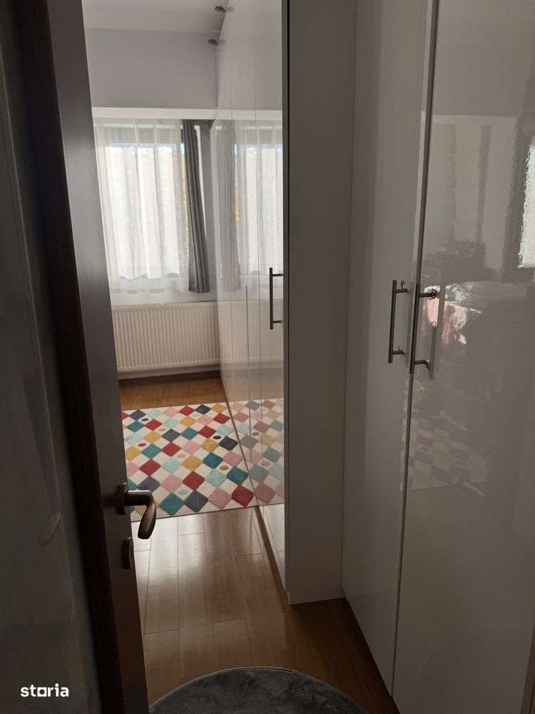 Vanzare | 3 camere | Damaroaia-4